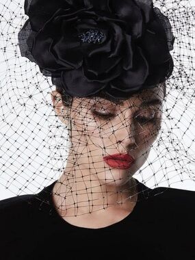 Arturo Rios Black Rose Fascinator Hat Veil Couture Millinery Kentucky Derby